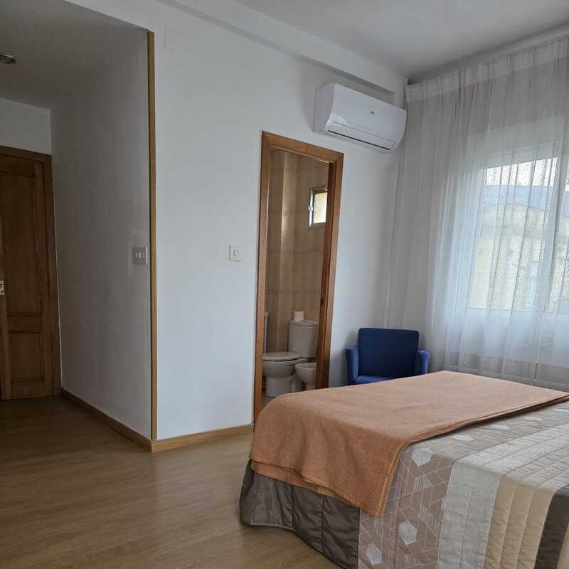 Amplia habitación